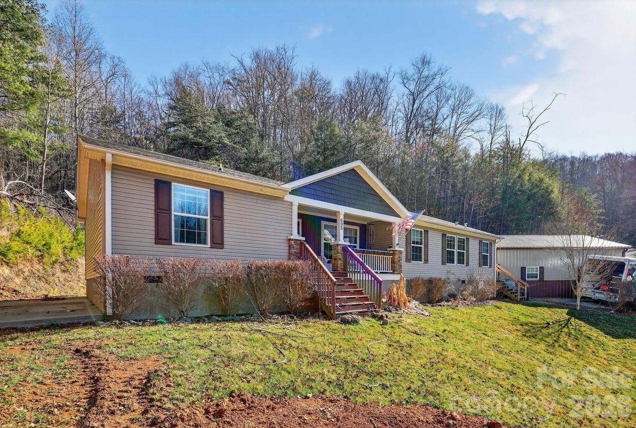 695 Johnson Farm Rd., Canton, NC 28716