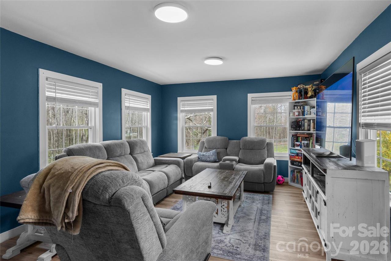 379 Pat Nixon Rd., State Road, NC 28676