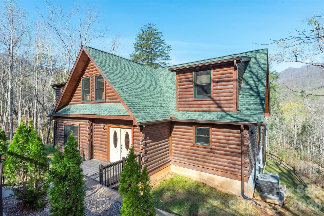 210 S Fork Dr., Lake Lure, NC 28746