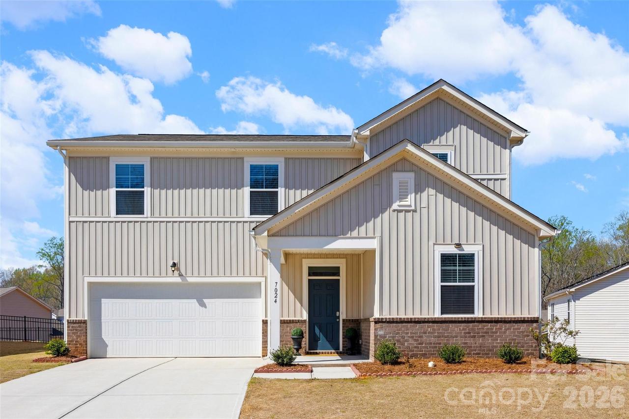 7024 Maple Run Cir., Charlotte, NC 28215