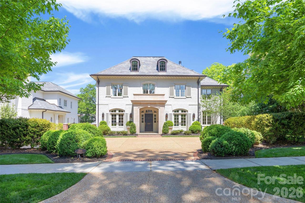2031 Hastings Dr., Charlotte, NC 28207