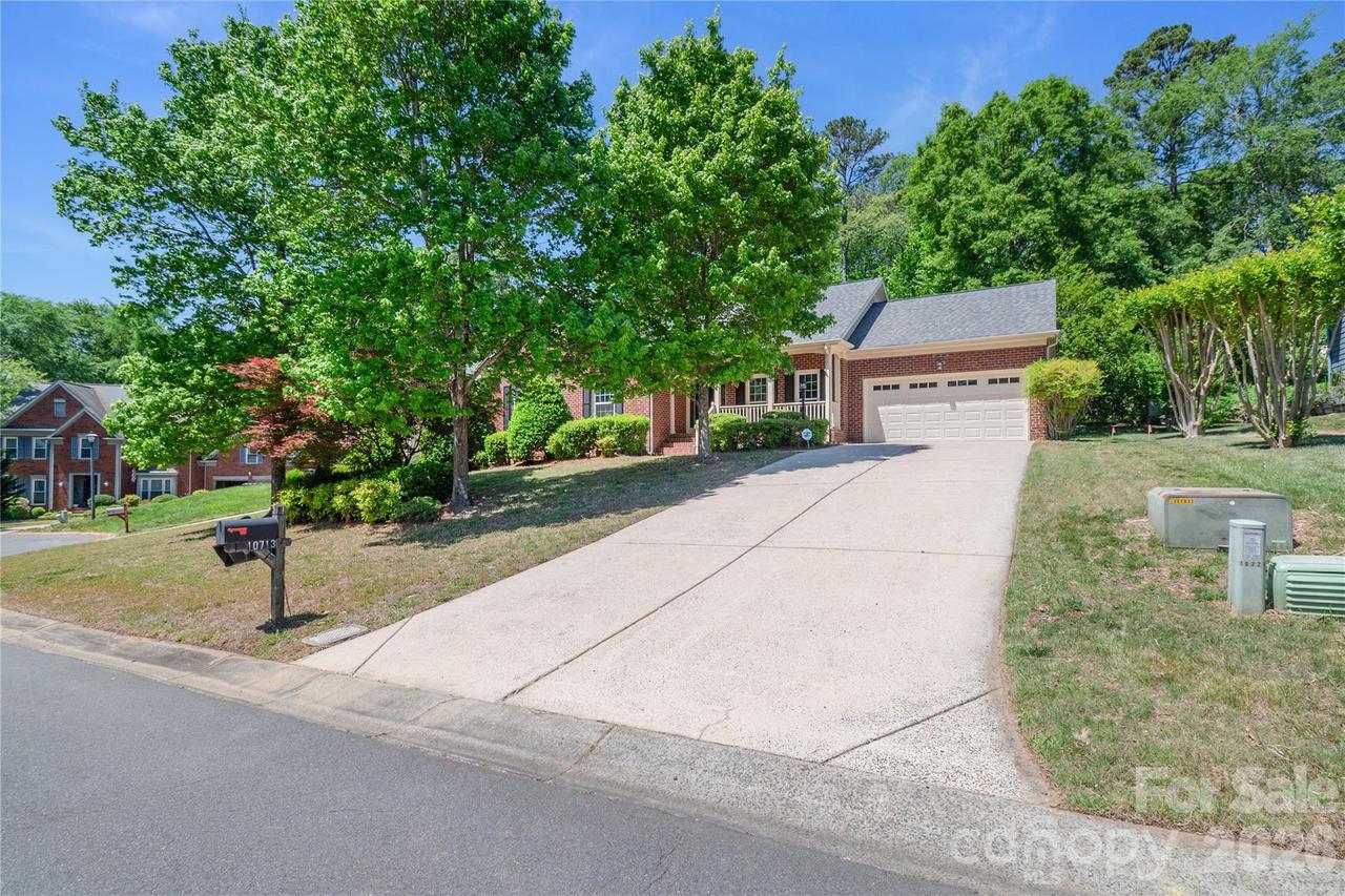 10713 Ridge Acres Rd., Charlotte, NC 28214