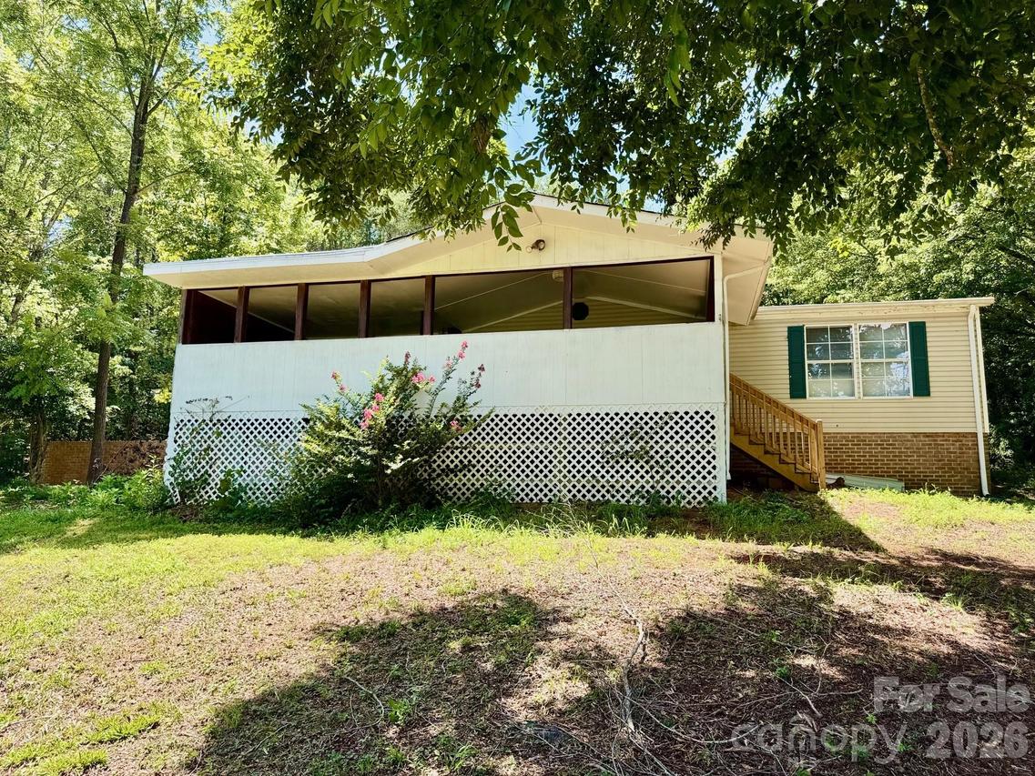 121 C & K Dr., Taylorsville, NC 28681