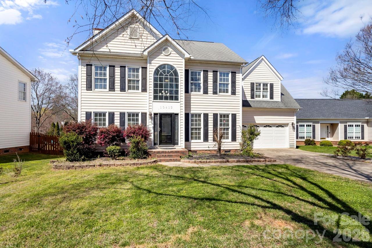 10413 Friarsgate Rd., Huntersville, NC 28078