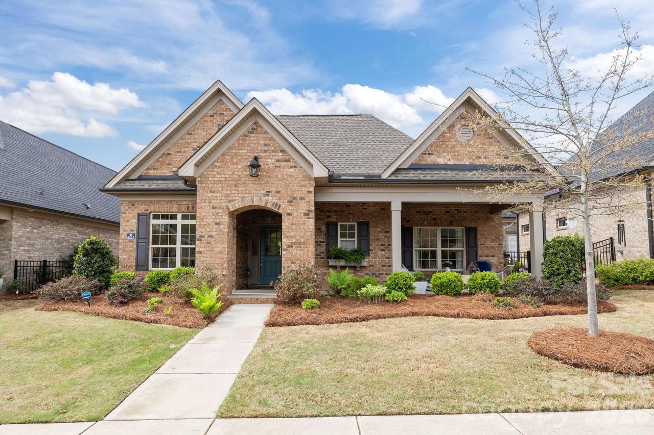 5235 Courtyard Ln., Belmont, NC 28012