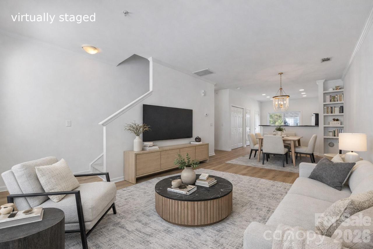 1127 Ilana Ct., Charlotte, NC 28204