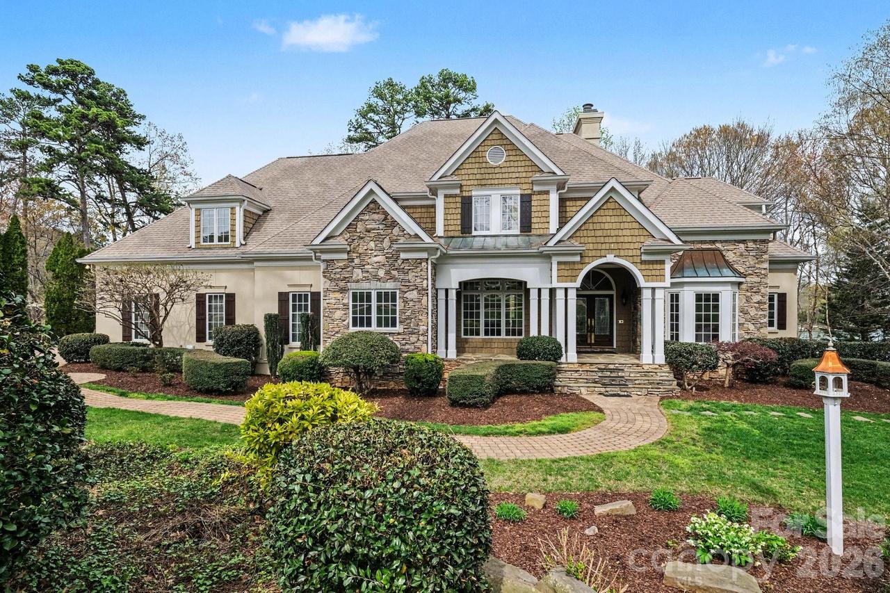 125 Easton Dr., Mooresville, NC 28117