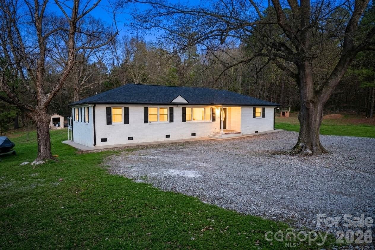 1417 Old Belmeade Dr., Charlotte, NC 28214