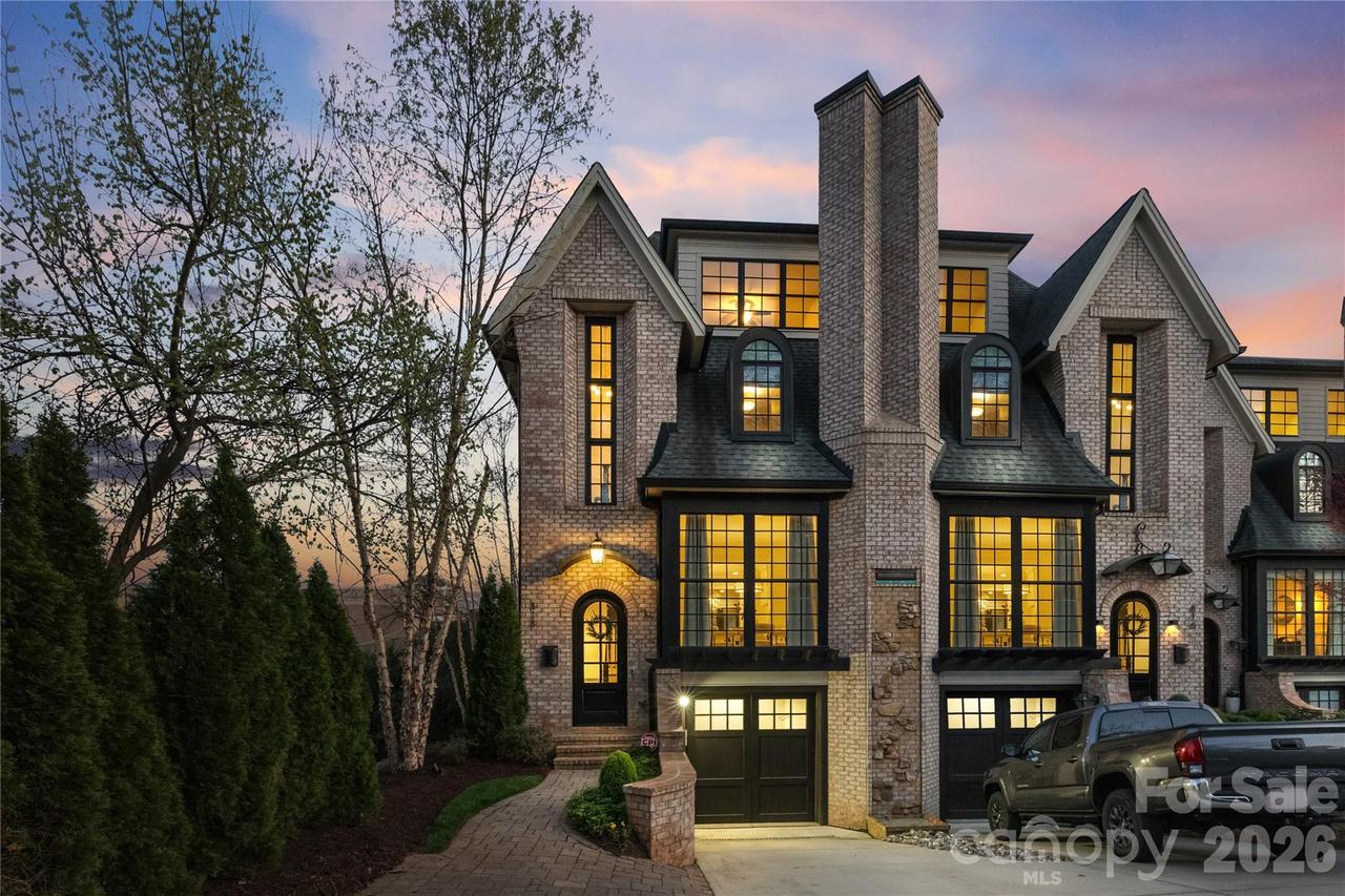 818 Ideal Way, Charlotte, NC 28203