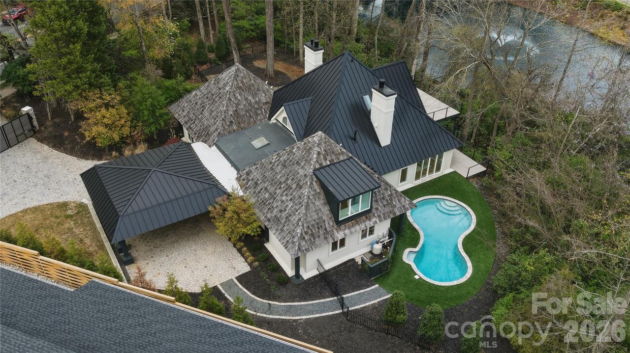 1417 S Wendover Rd., Charlotte, NC 28211