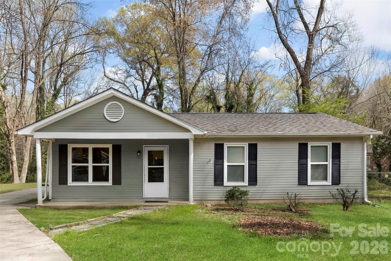 5307 Dawndeer Ln., Charlotte, NC 28212