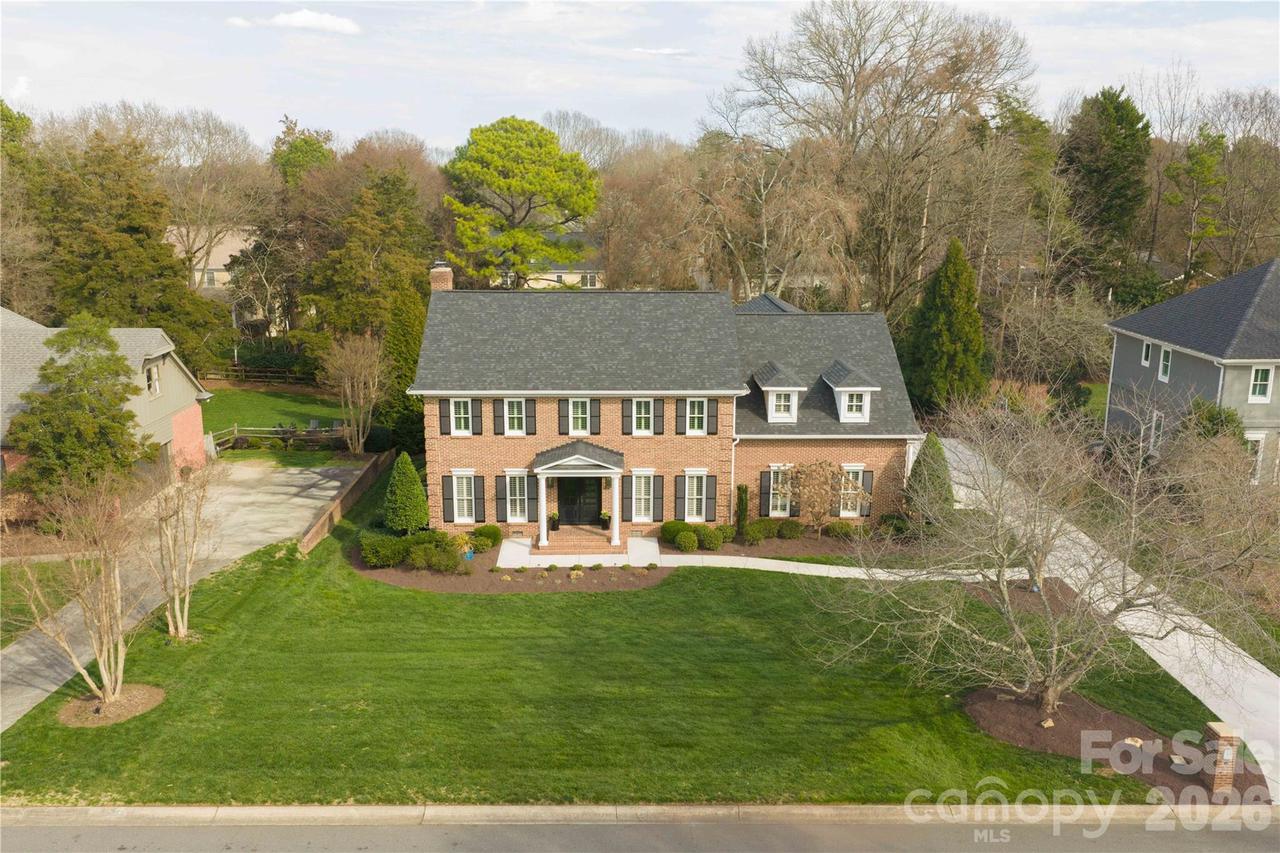 3025 Foxridge Rd., Charlotte, NC 28226