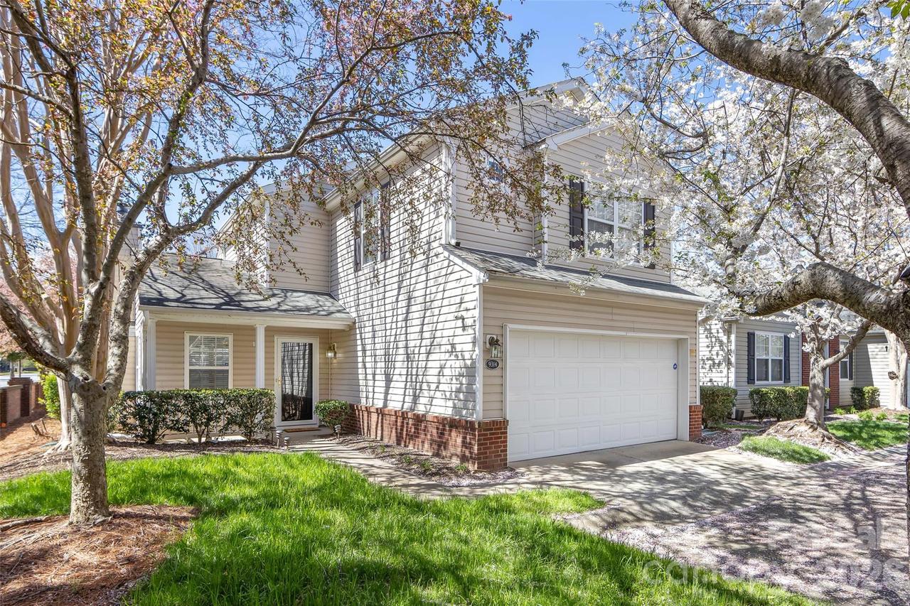 9314 Meadowmont View Dr., Charlotte, NC 28269