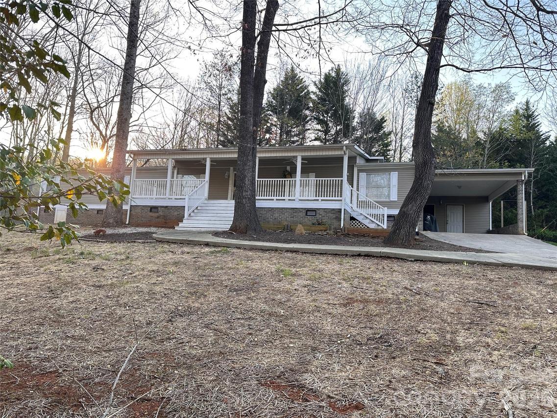 626 Lukes Loop #18, Marion, NC 28752