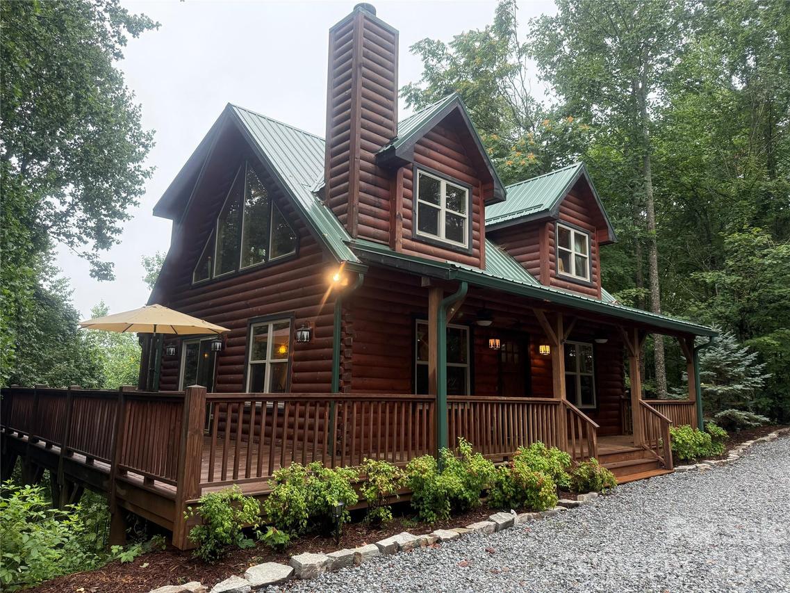 476 Double Eagle Dr., Nebo, NC 28761