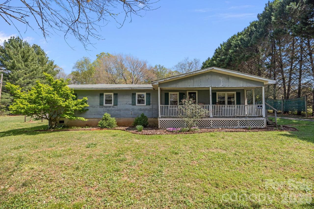 700 Patterson Farm Rd., Mooresville, NC 28115