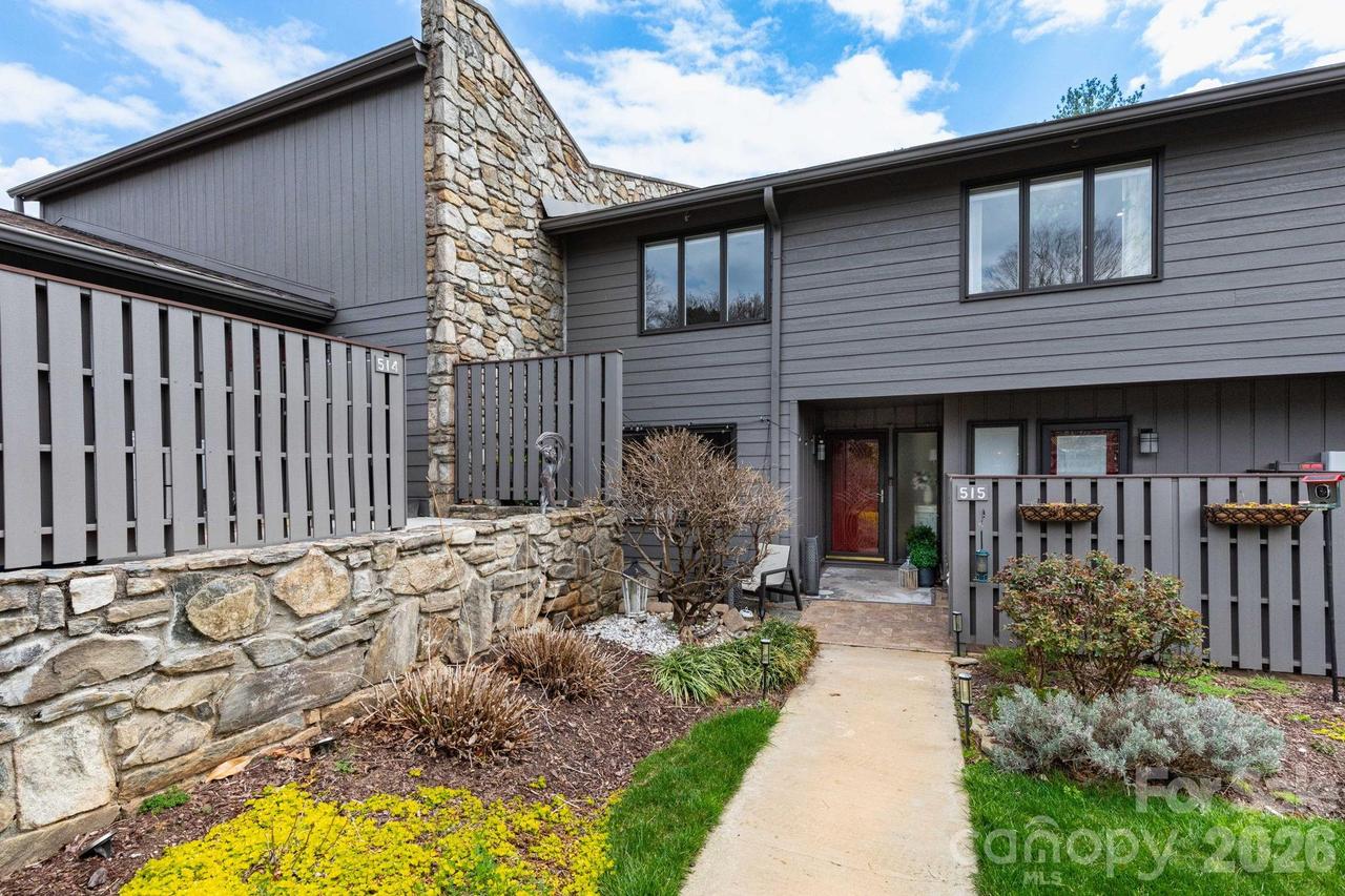 515 Crowfields Ln., Asheville, NC 28803