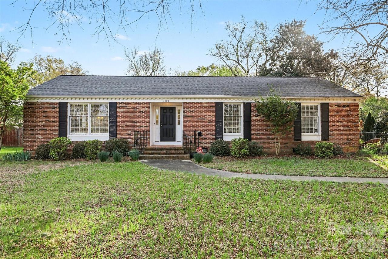 3101 Eastburn Rd., Charlotte, NC 28210