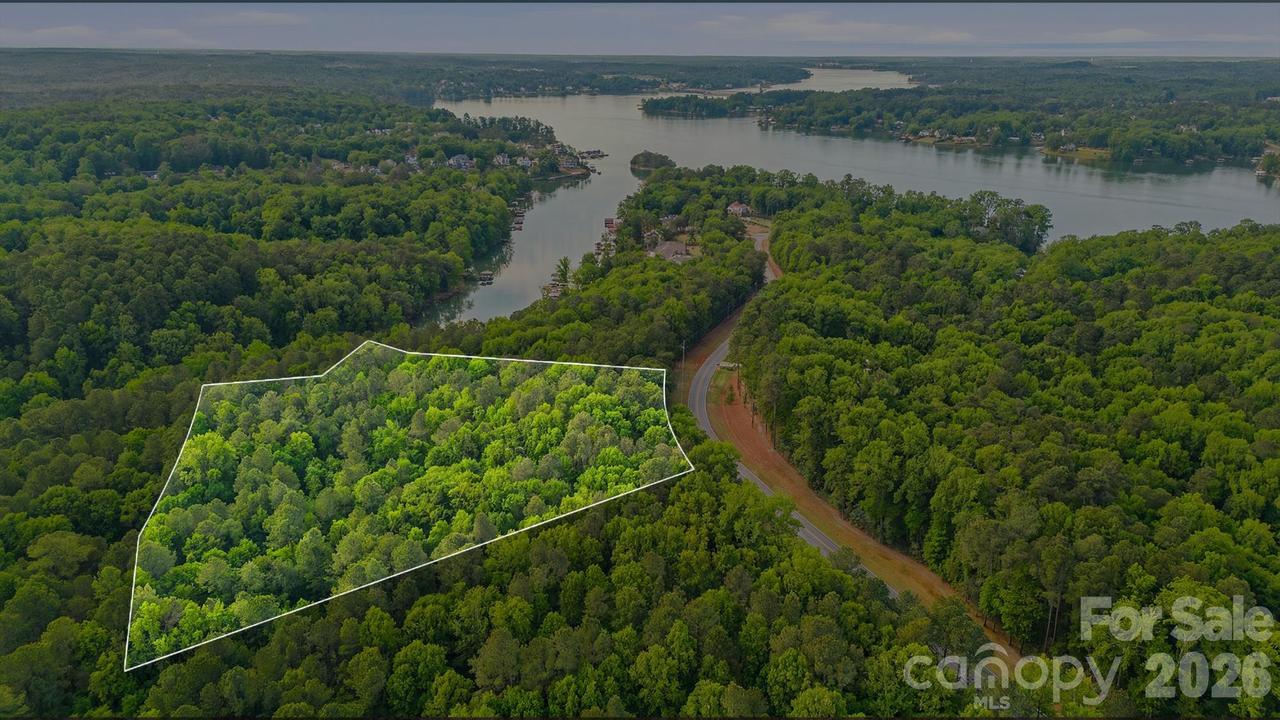 8930 Island Point Rd. #117, Charlotte, NC 28278