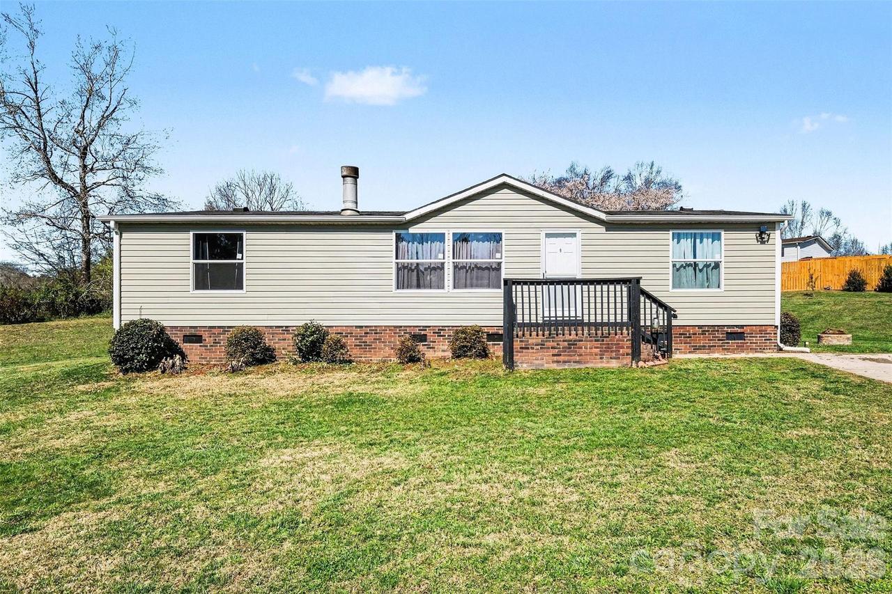 4106 Olga Ct., Dallas, NC 28034