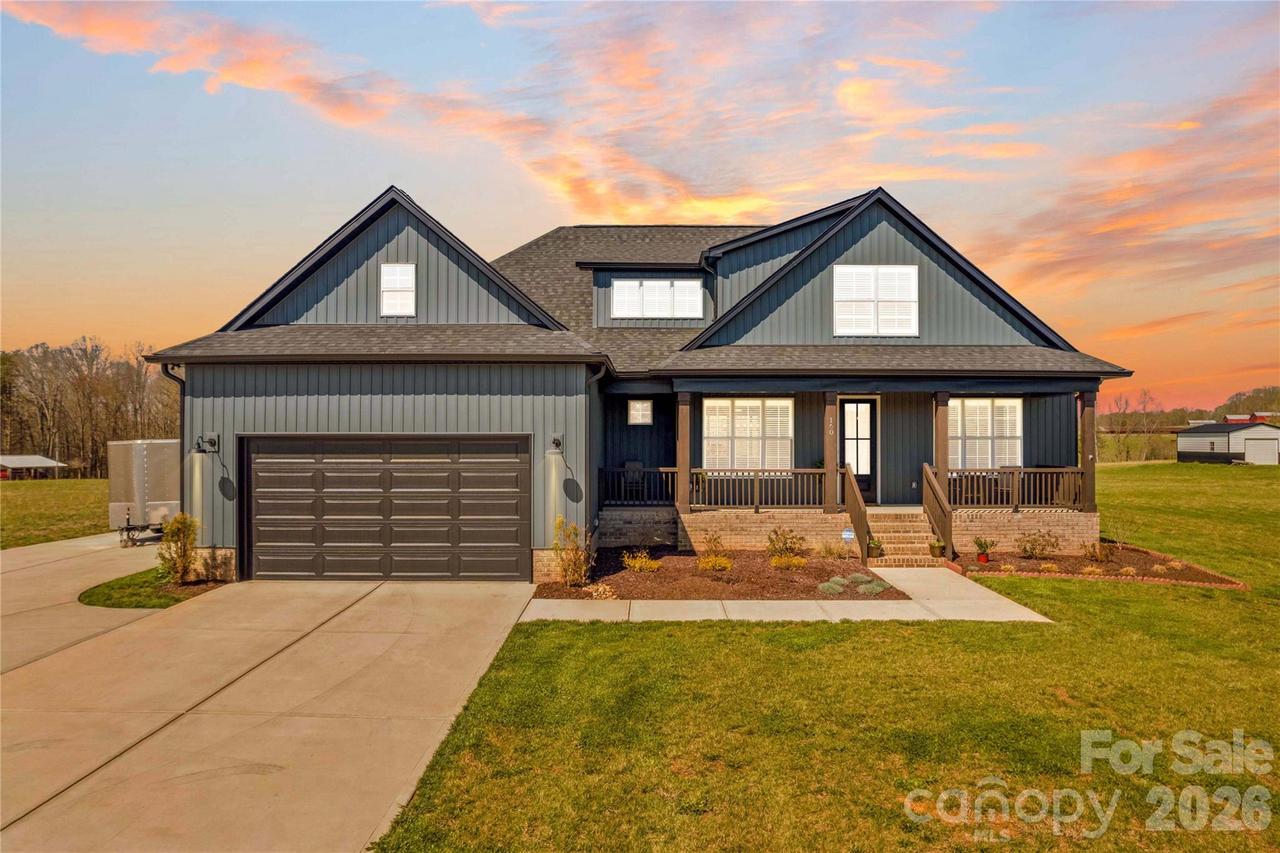 160 Galliher Rd., Harmony, NC 28634