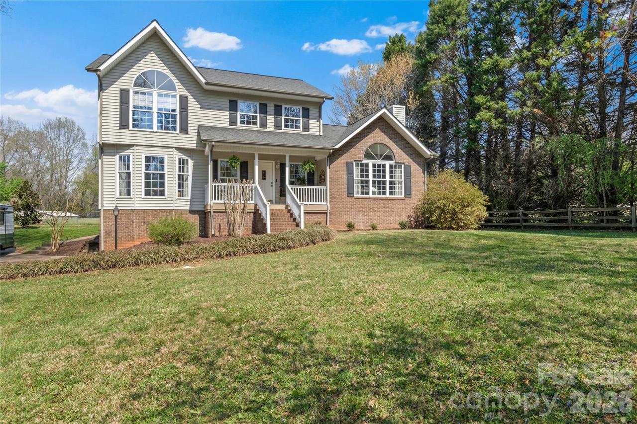 763 Country Club Extension, Wilkesboro, NC 28697