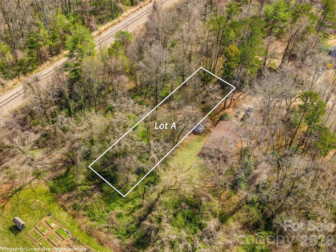 99999 Summit Ave. #A, Asheville, NC 28803