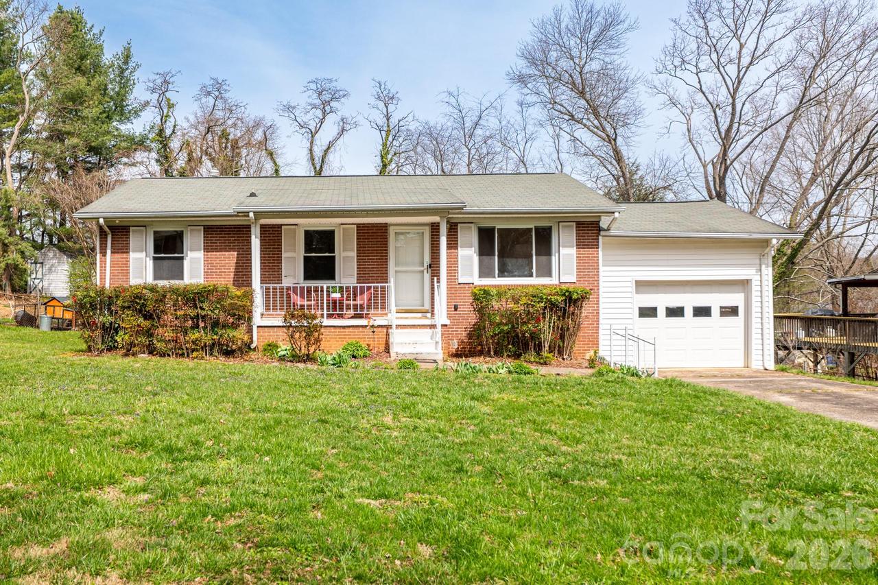 56 Skyview Ter., Asheville, NC 28806