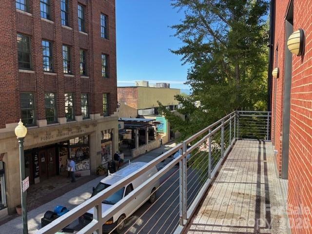 38 1/2 Battery Park Ave., Asheville, NC 28801