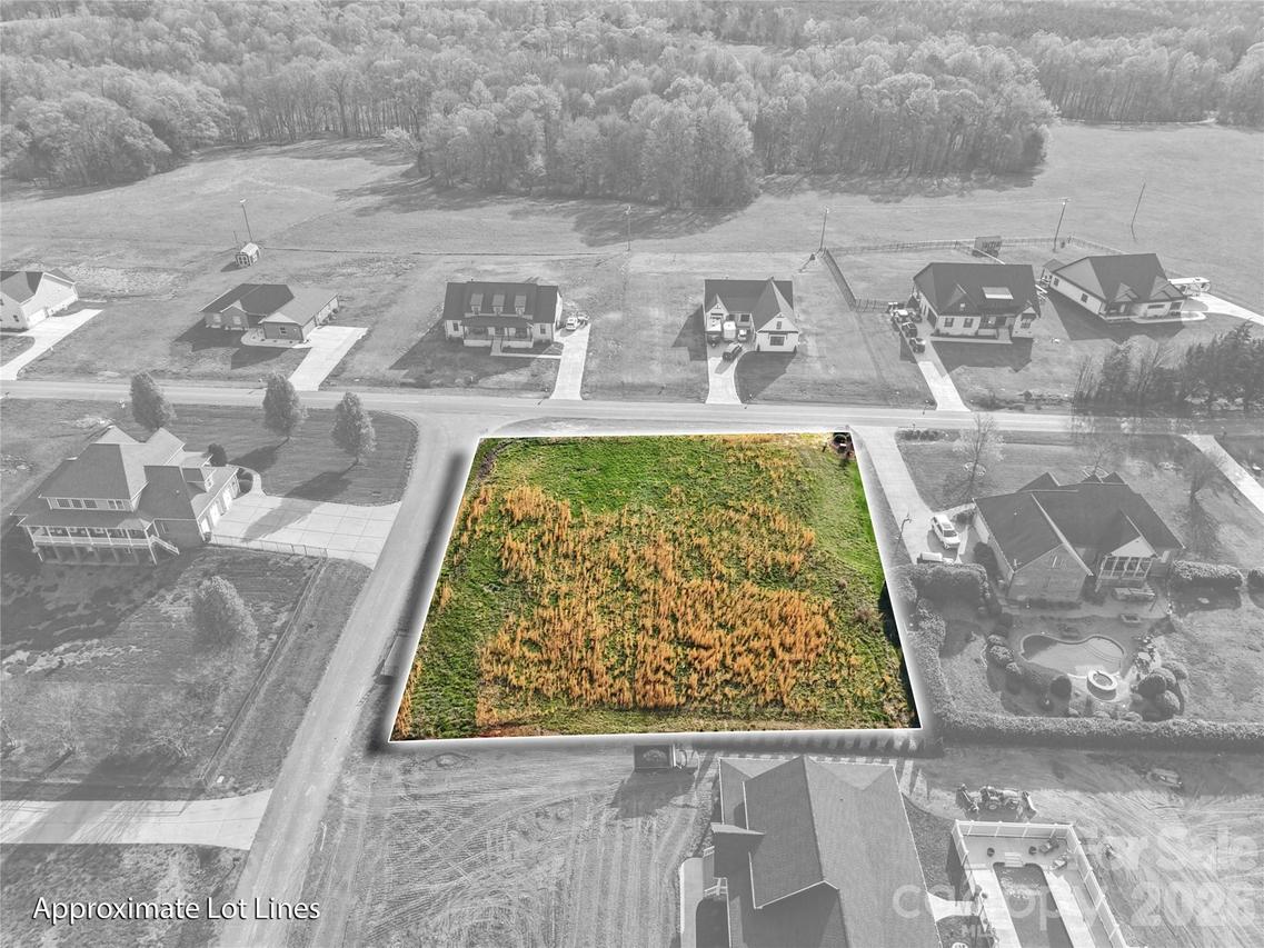 528 New Salem Rd., Statesville, NC 28625