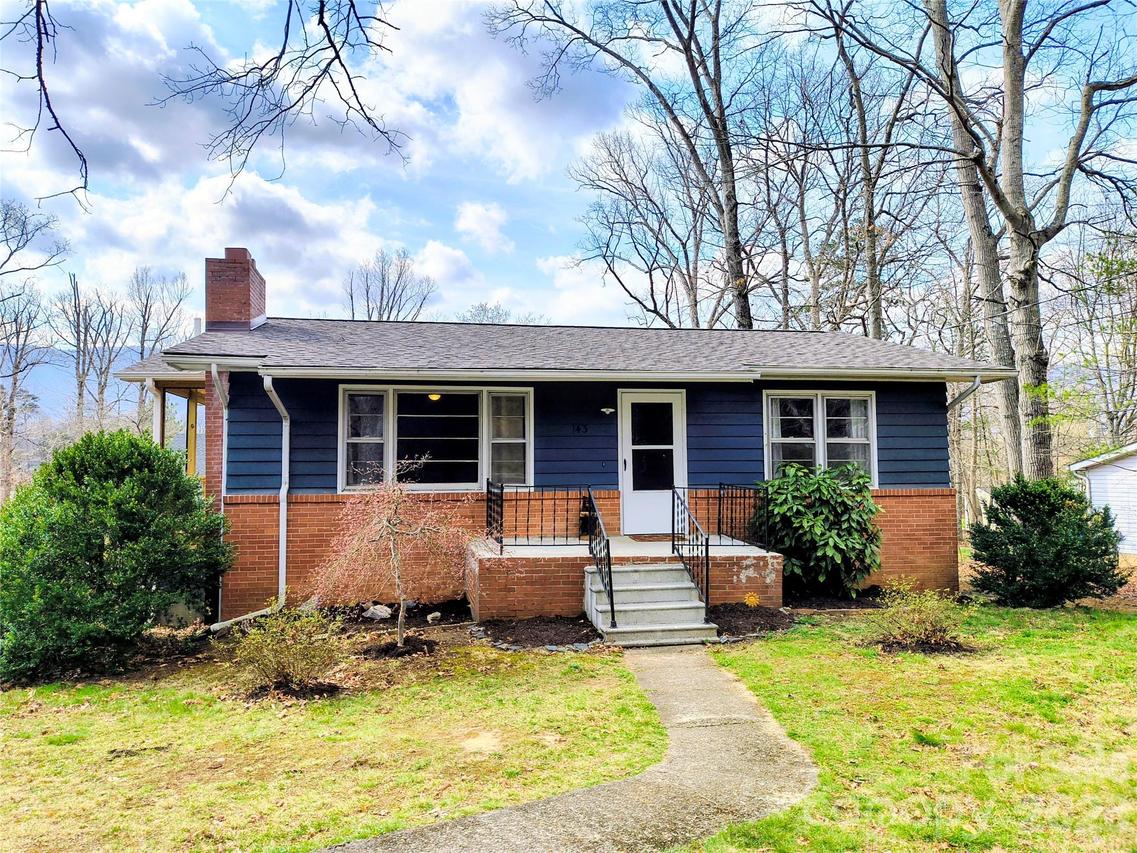 143 Tabernacle Rd., Black Mountain, NC 28711