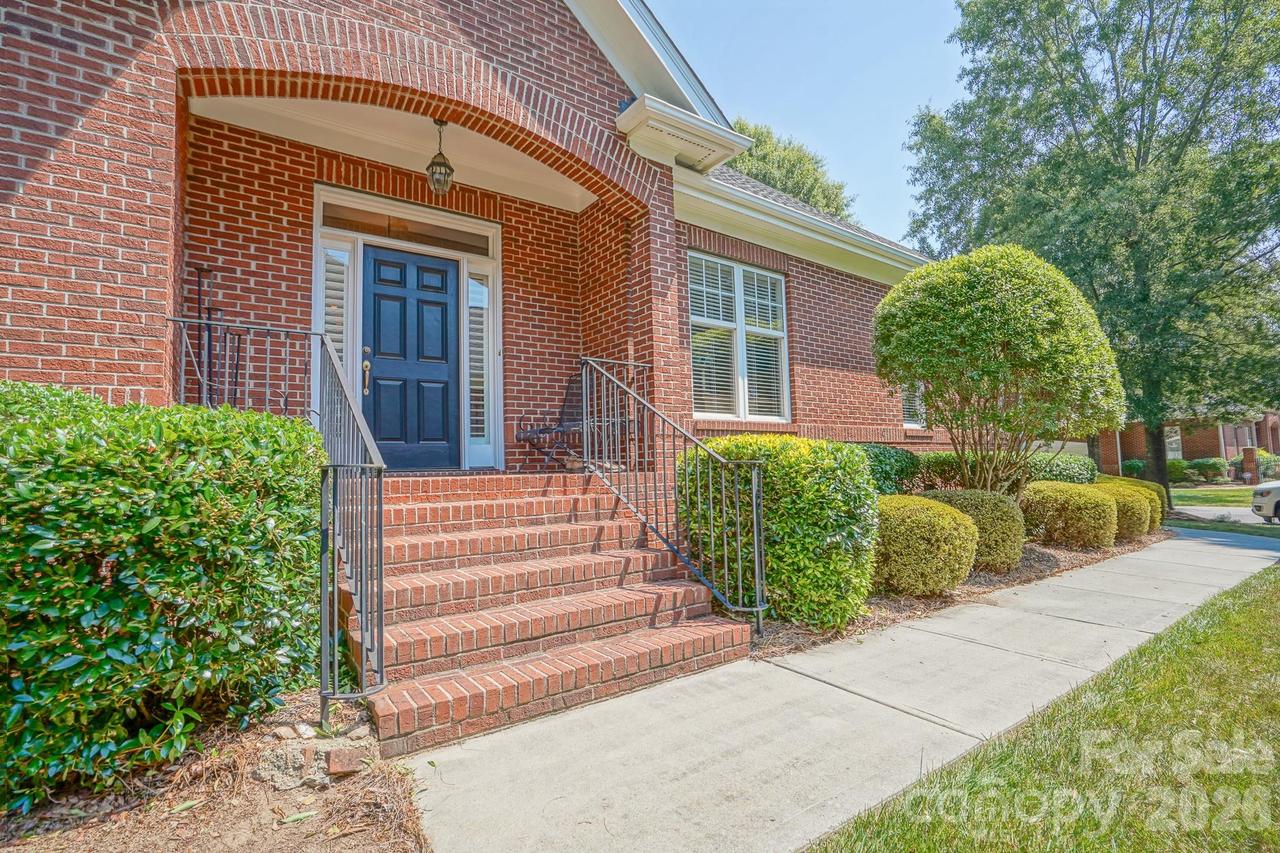 16033 Stonemont Rd., Huntersville, NC 28078