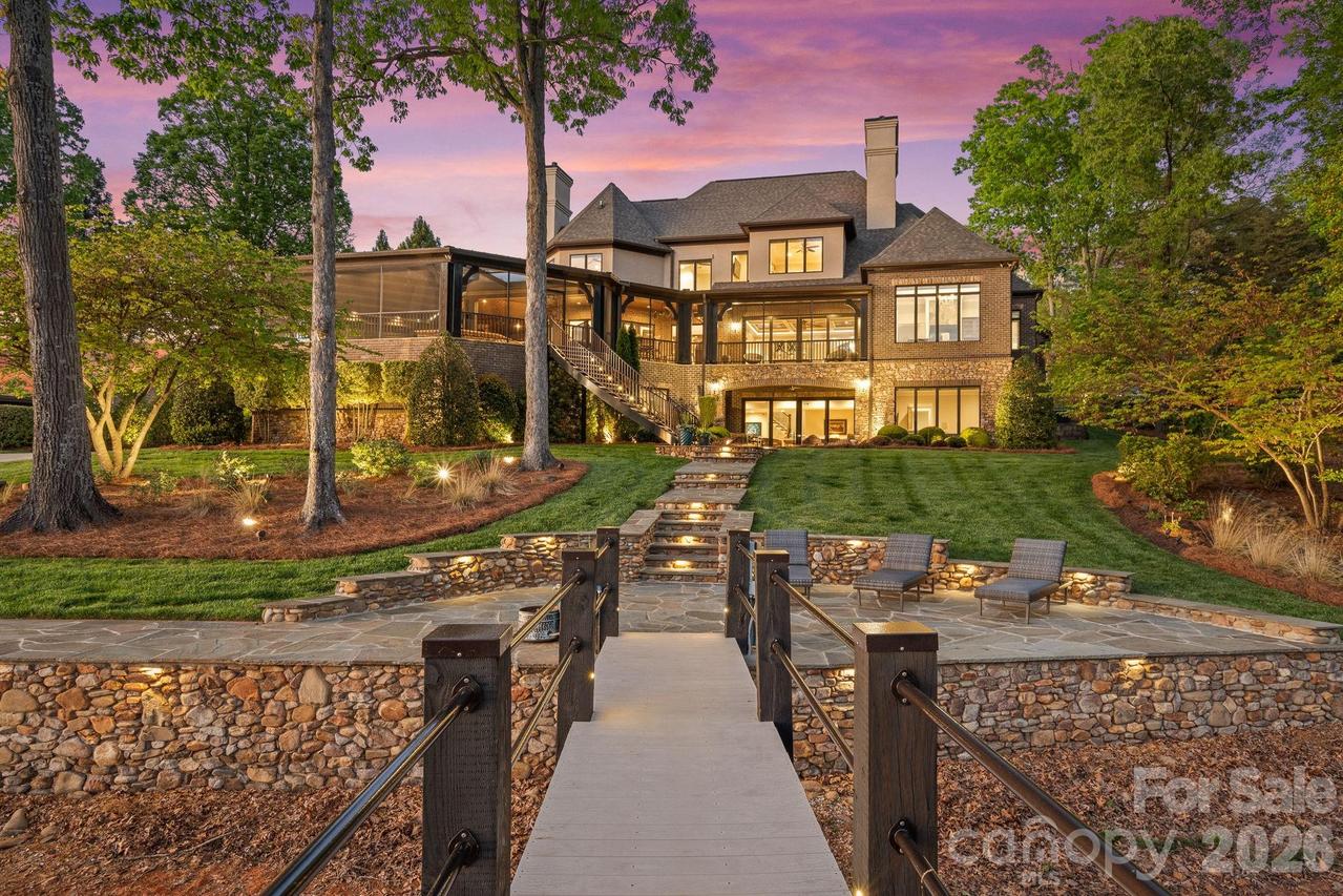 448 Stonemarker Rd., Mooresville, NC 28117