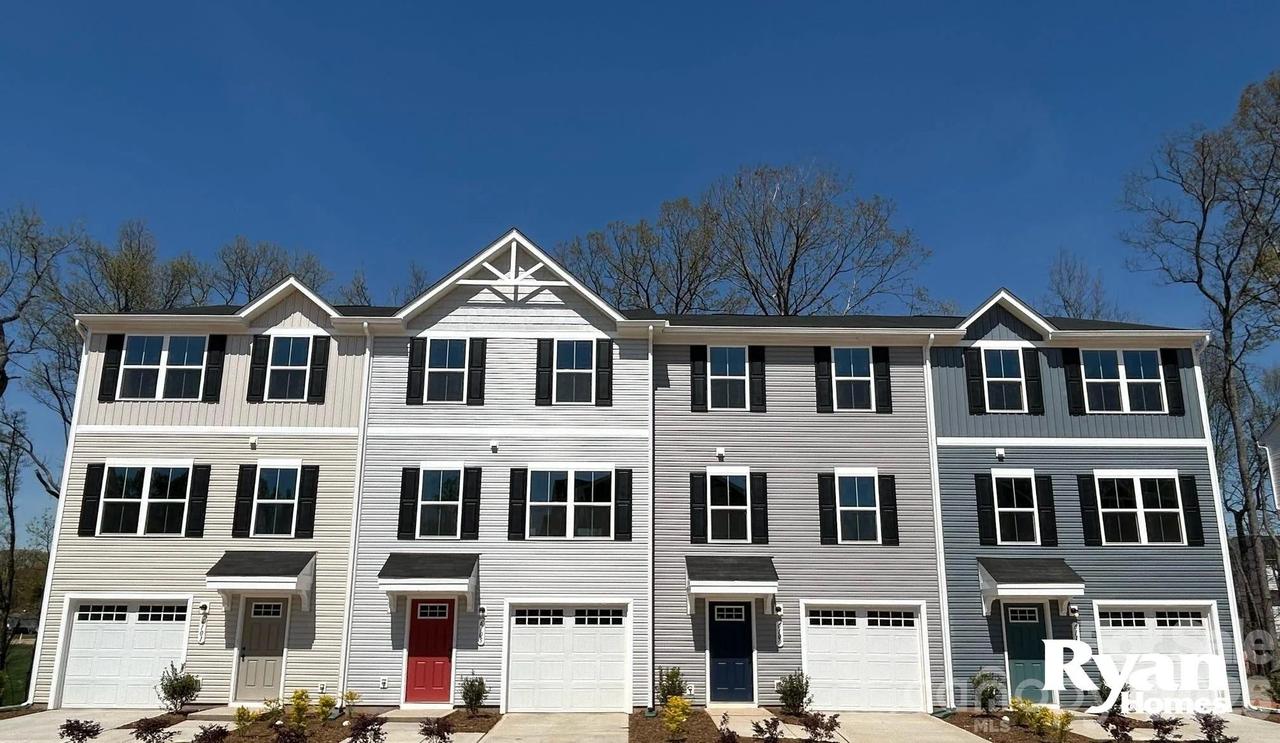 6109 Carrick Bend Ct., Charlotte, NC 28269