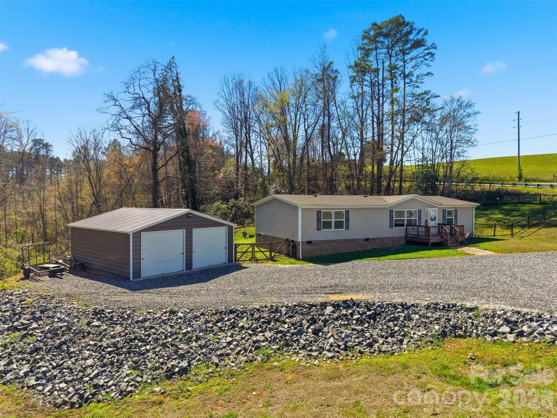 4660 Rink Dam Rd., Taylorsville, NC 28681
