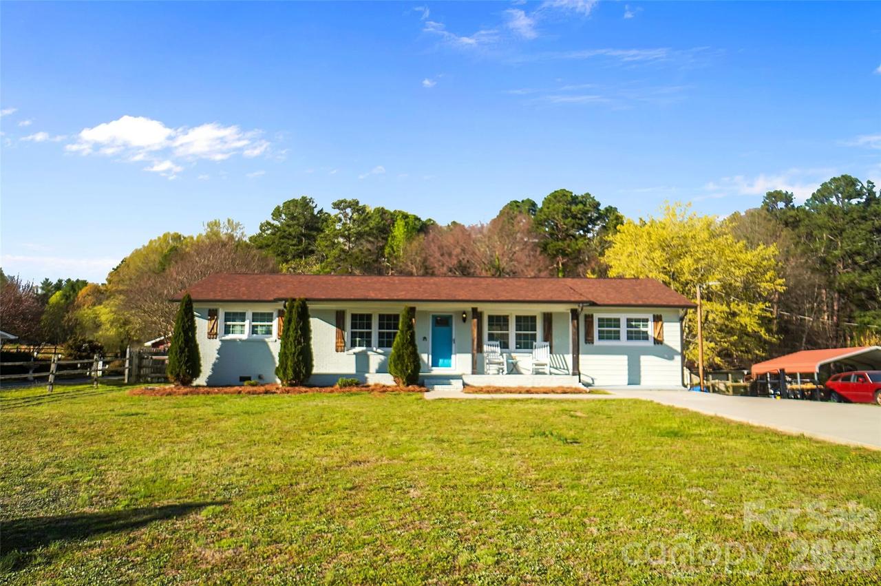 280 Pinevale Dr., Salisbury, NC 28144