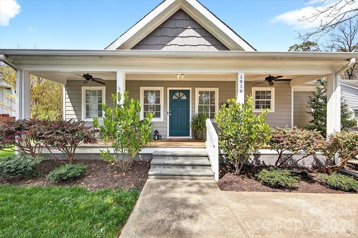1916 Garibaldi Ave., Charlotte, NC 28208