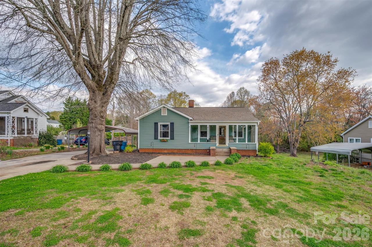 411 Arlington St., Forest City, NC 28043