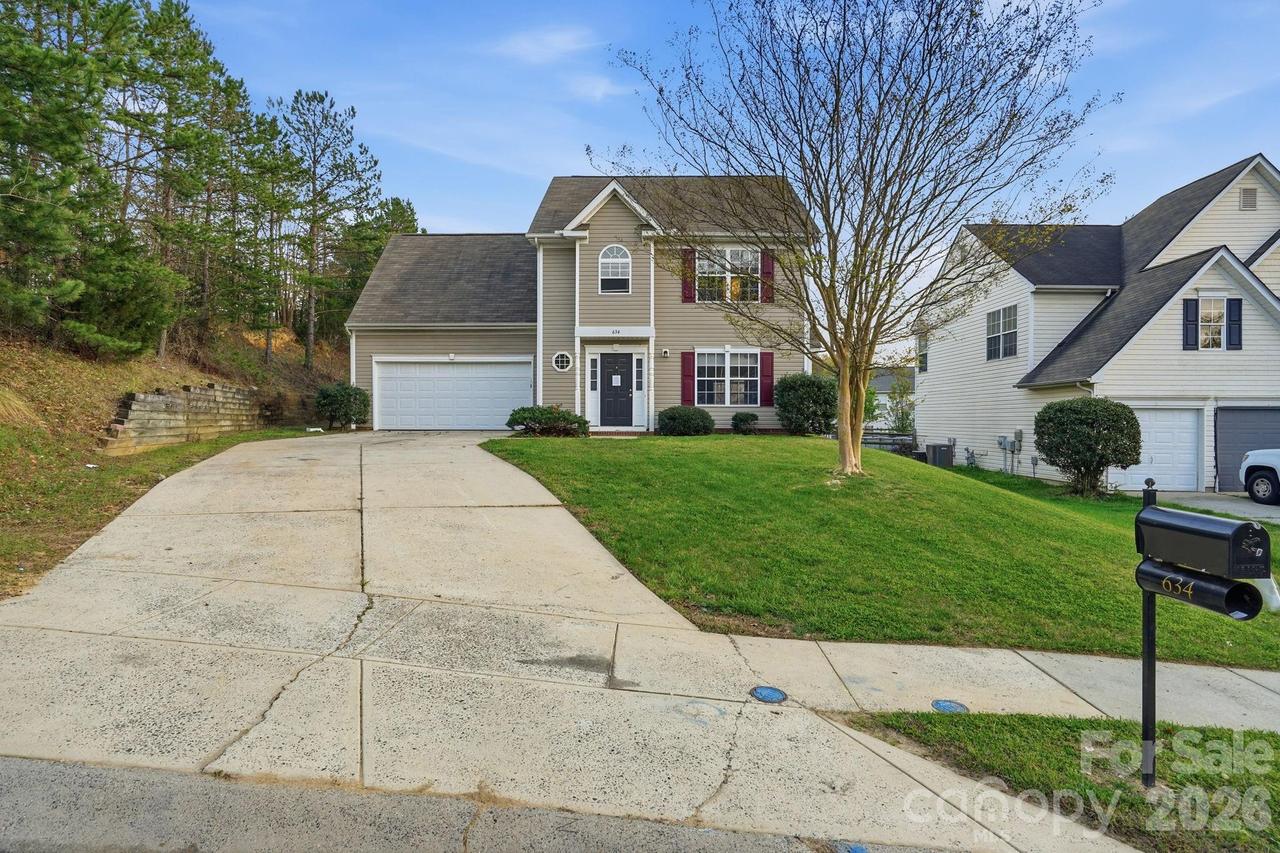 634 Longacre Dr., Charlotte, NC 28214