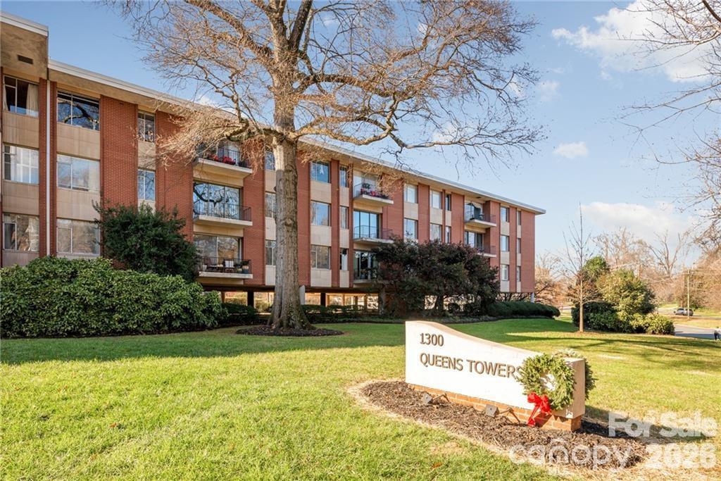 1300 Queens Rd. #312, Charlotte, NC 28207