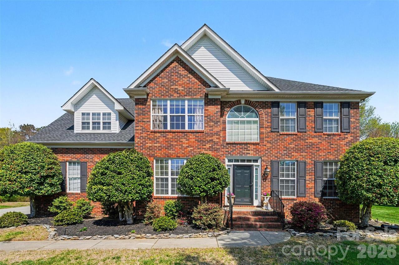 6104 Pumpernickel Ln., Wesley Chapel, NC 28110