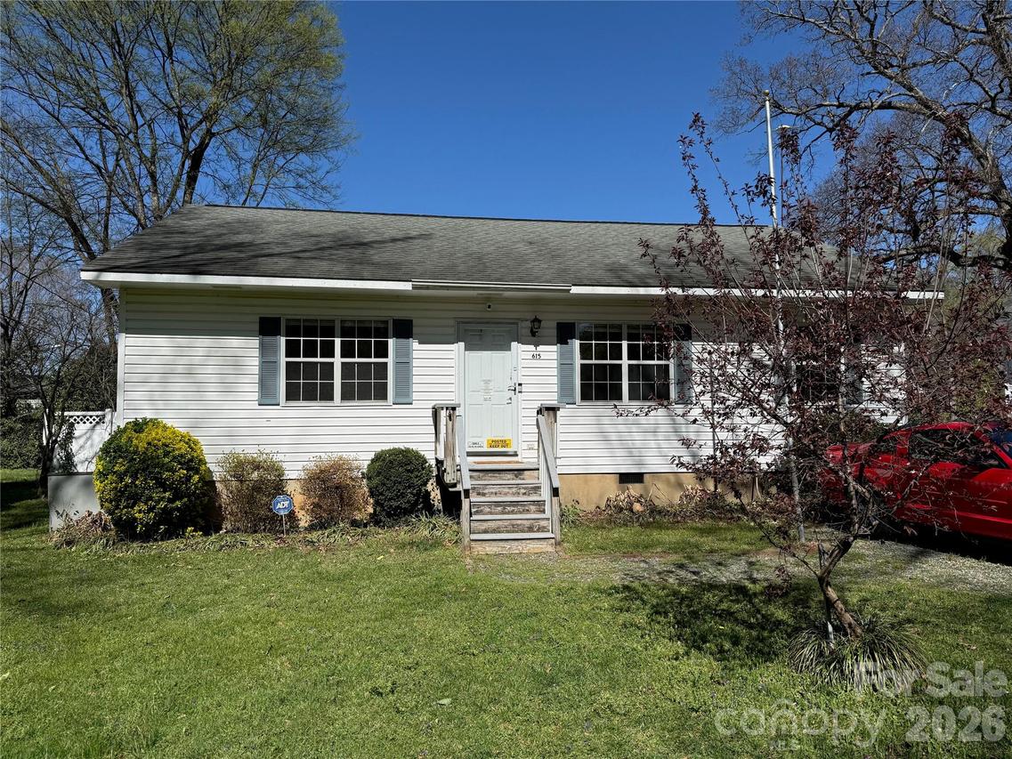 615 Hillcrest St., Charlotte, NC 28206
