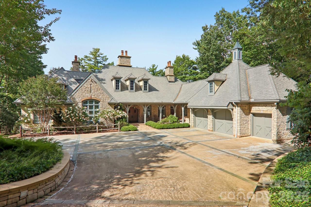 138 Indian Trace, Lake Toxaway, NC 28747