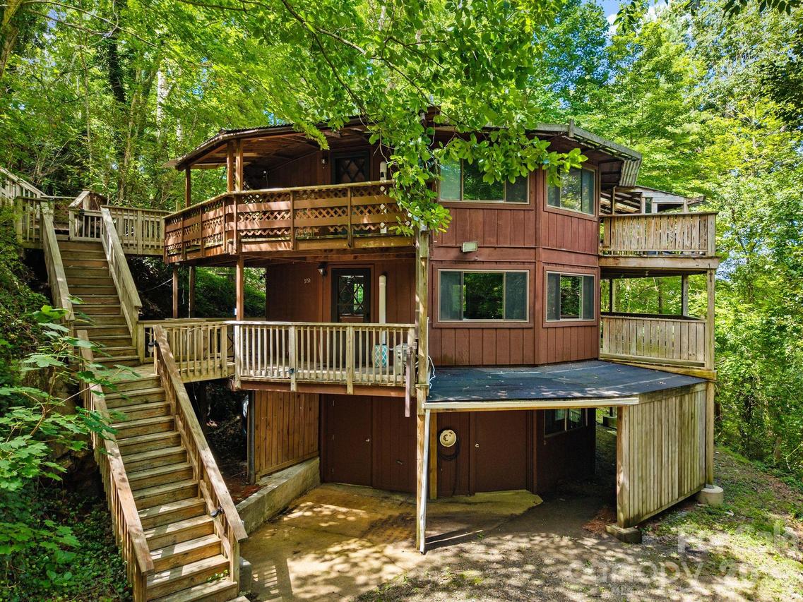 355 Sunset Dr., Asheville, NC 28804
