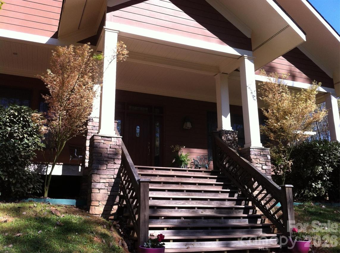 146 Harbor Watch Dr., Statesville, NC 28677