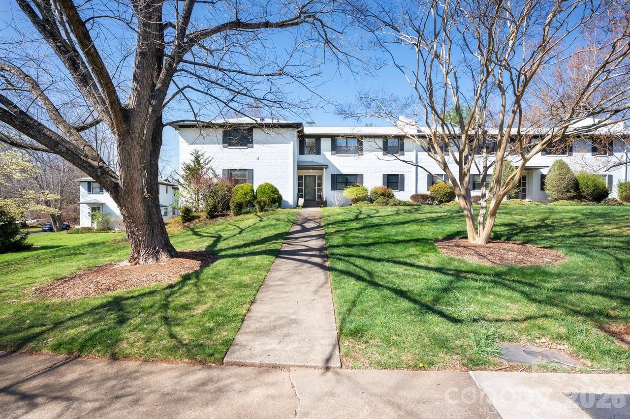 615 Biltmore Ave. #T8, Asheville, NC 28803