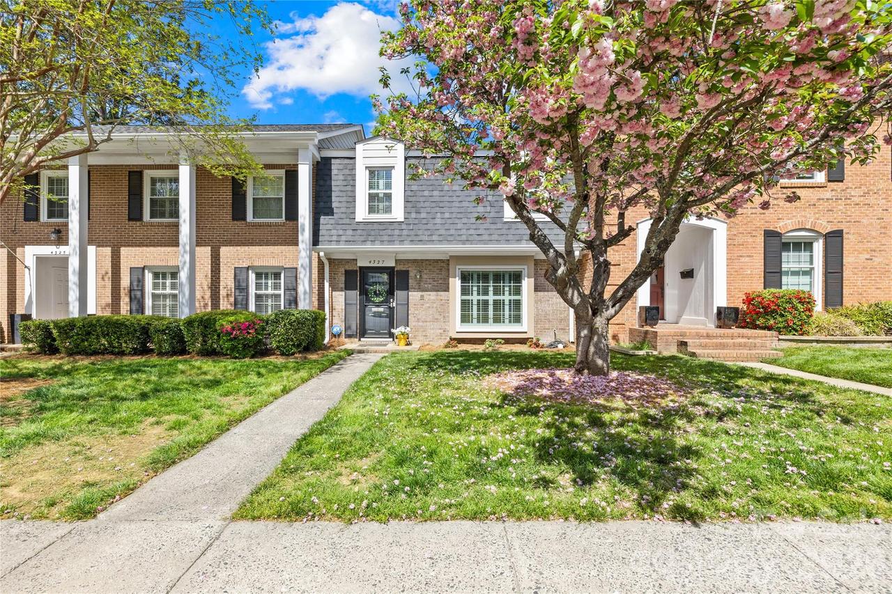 4327 Silo Ln., Charlotte, NC 28226
