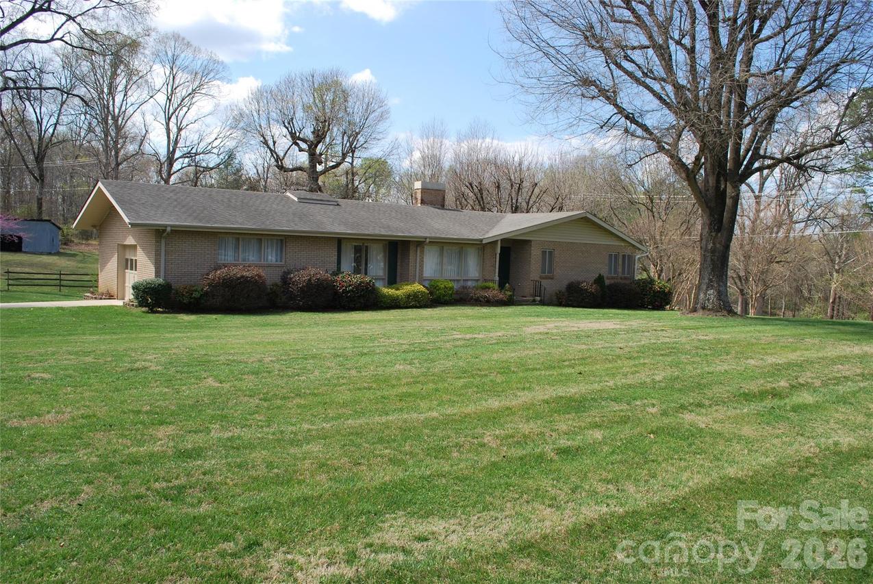 176 Midway St., Cooleemee, NC 27014