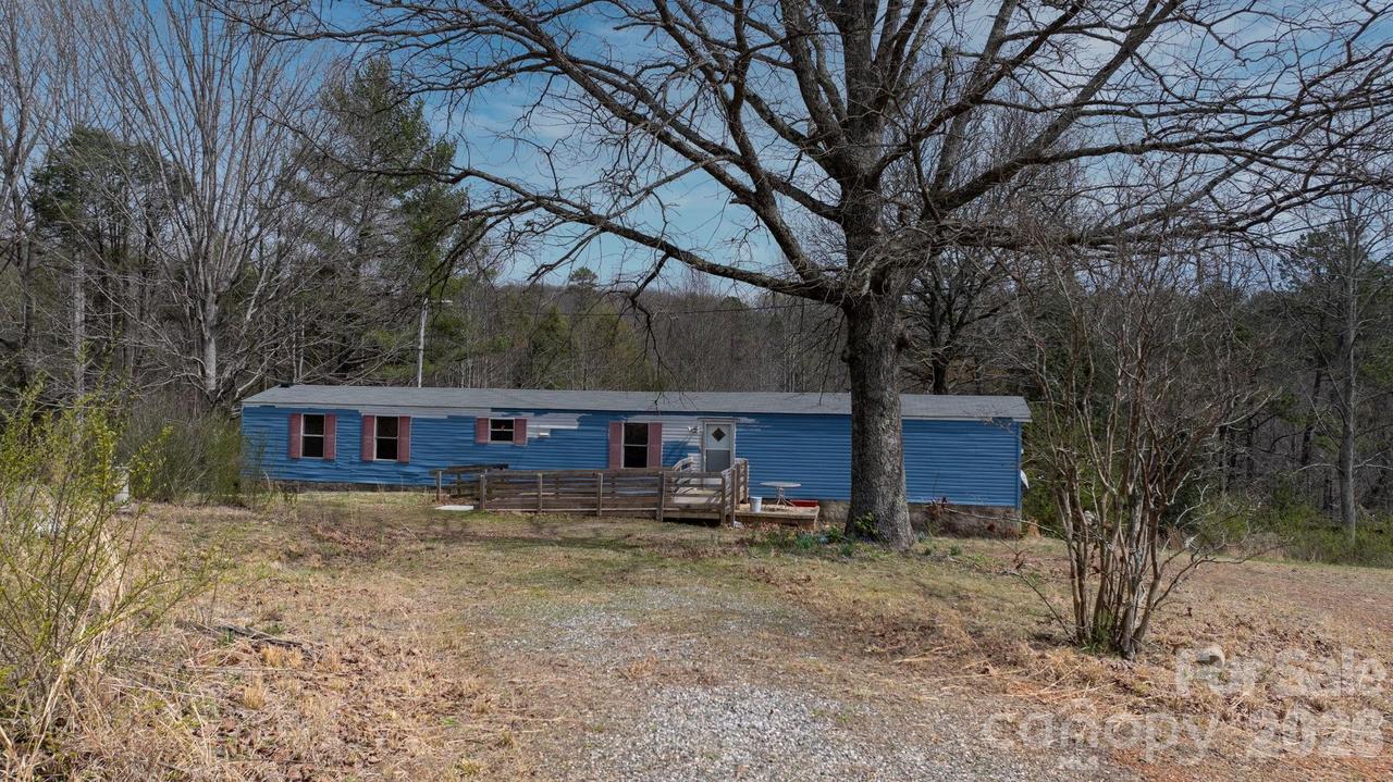 5624 R & R Farm Rd., Connelly Springs, NC 28612