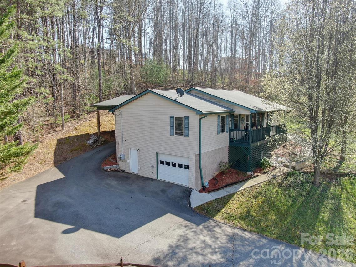335 Icenhower Rd., Leicester, NC 28748